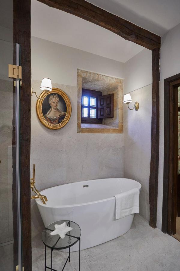 Helguera Palacio Boutique & Antique Vargas Exteriör bild